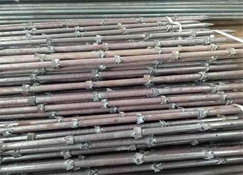 哈巴河隧道钢花管